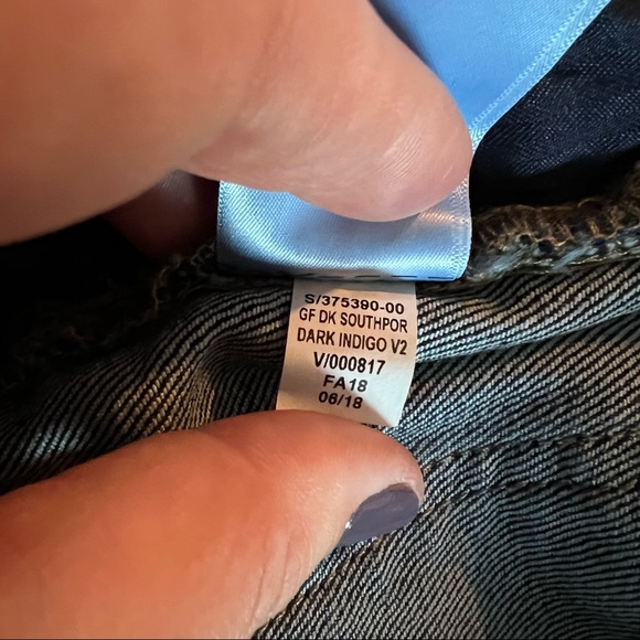 Gap Best Girlfriend Jeans in Dark Indigo size 34 - Picture 9 of 11